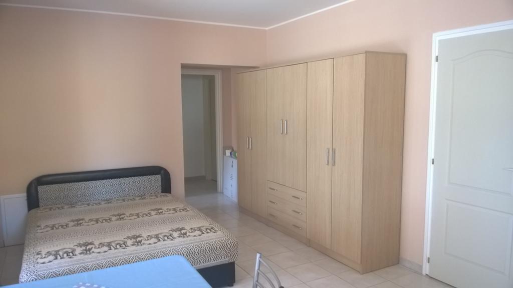 Hatarmenti Vendeghaz Zsira Экстерьер фото